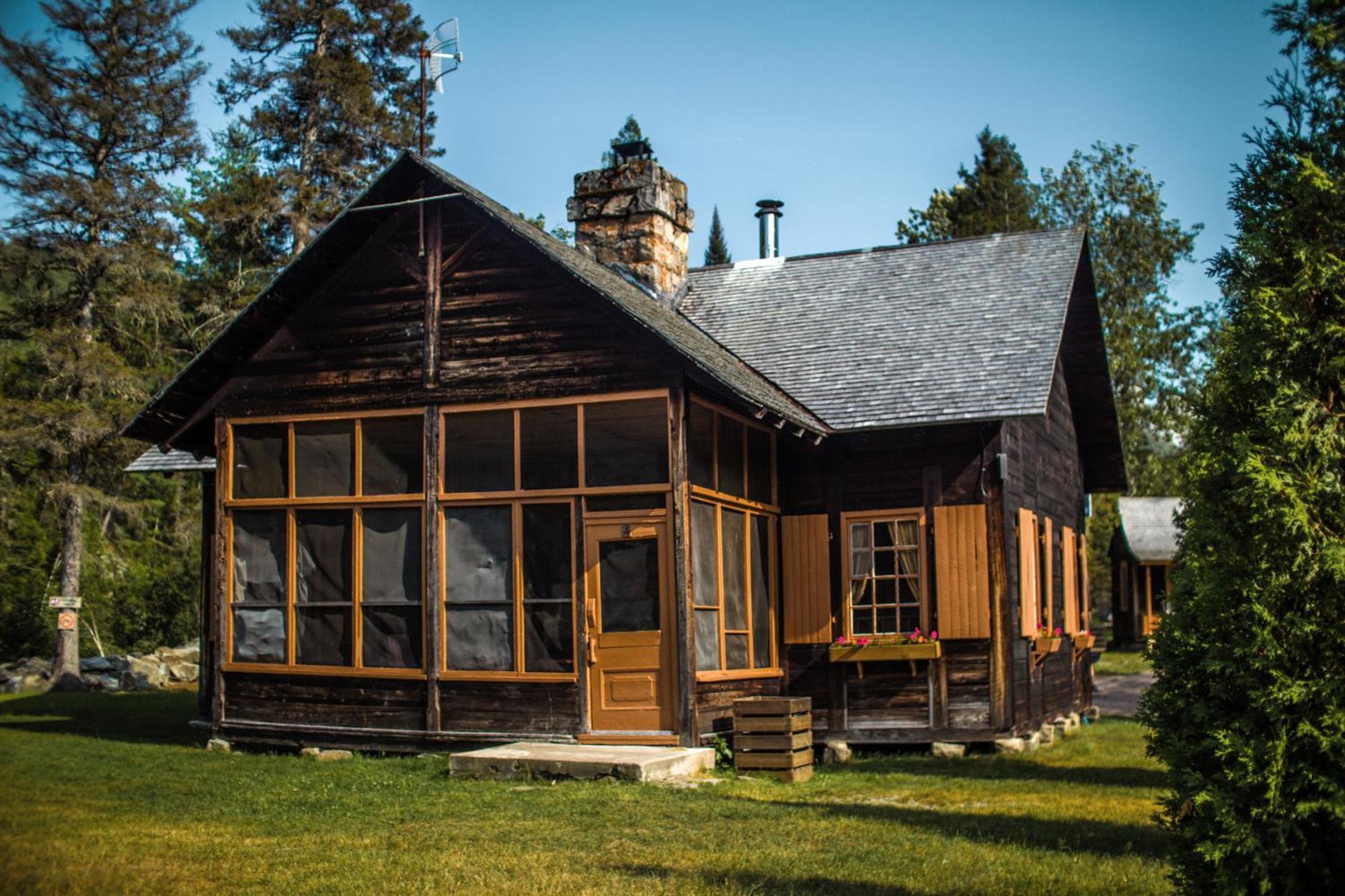 Riviere Petit Saguenay Villa Ngoại thất bức ảnh
