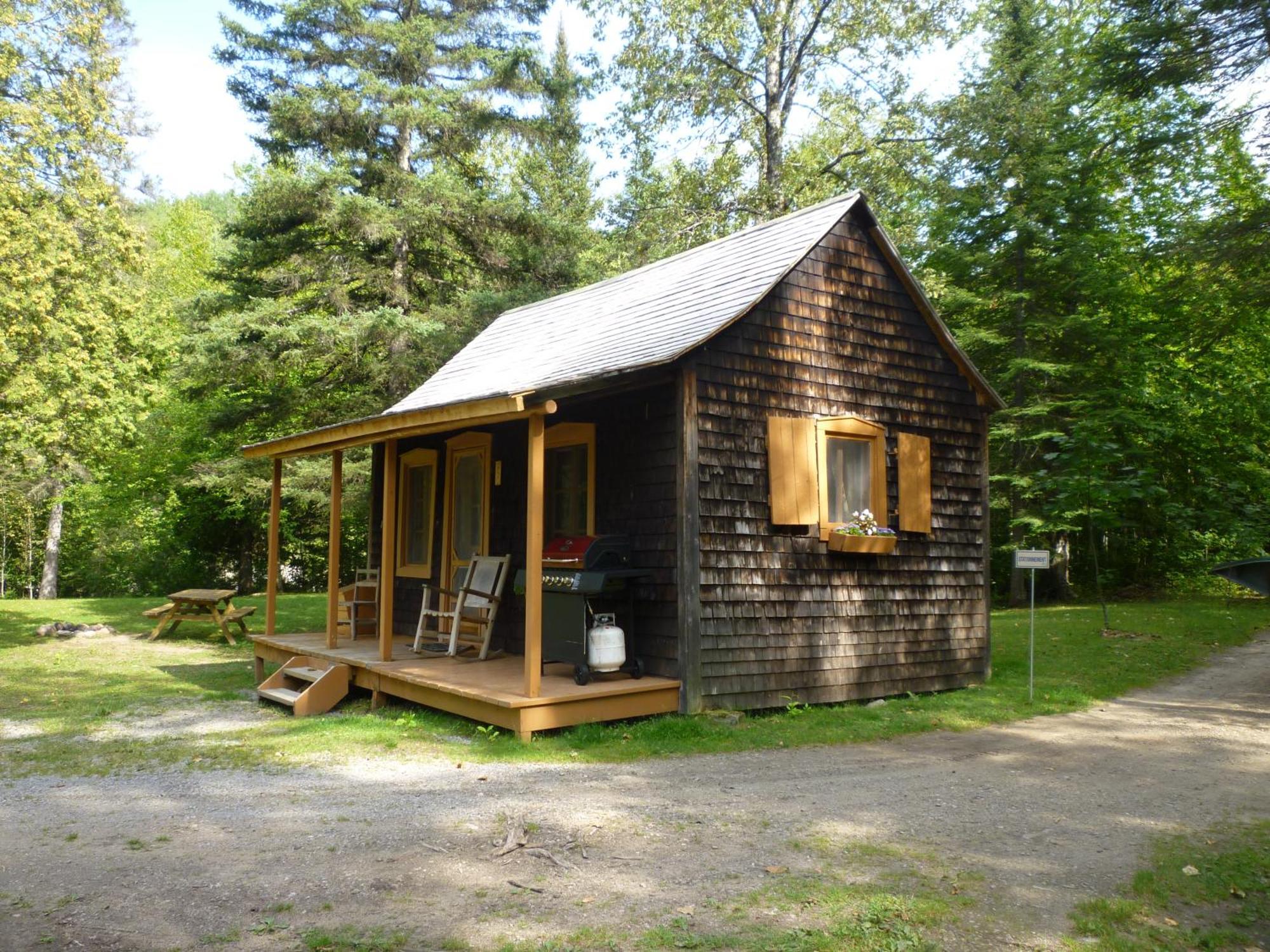 Riviere Petit Saguenay Villa Ngoại thất bức ảnh